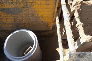 Budowa kanalizacji (photo)