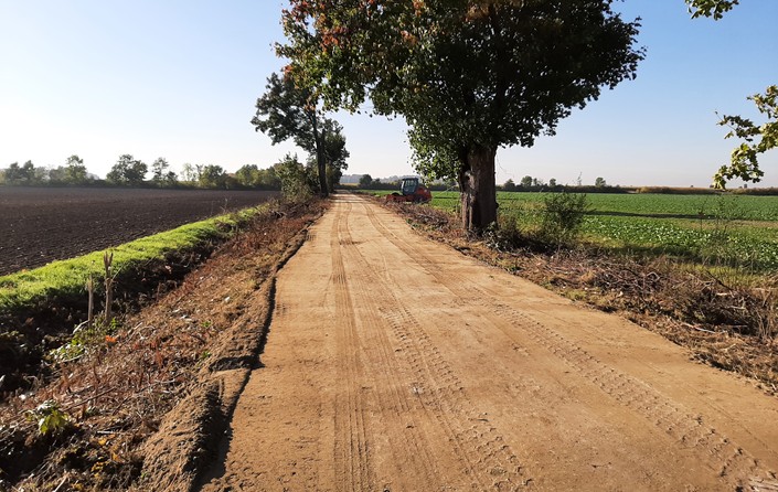 Budowa drogi do gruntów rolnych - zdjęcie