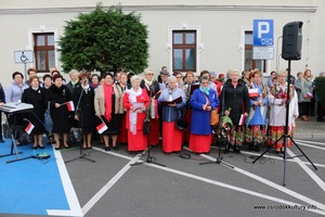  (photo)