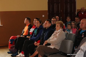  (photo)