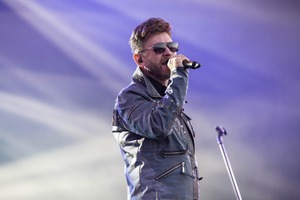  (photo)