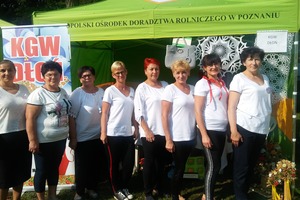 Przedstawicielki Koła Gospodyń Wiejskich w Dłoni (photo)