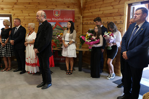 Uczestnicy spotkania słuchający przemówienia (photo)