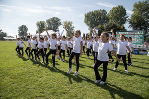  (photo)