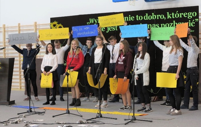Dzień Edukacji Narodowej w Zespole Szkół w Miejskiej Górce - zdjęcie