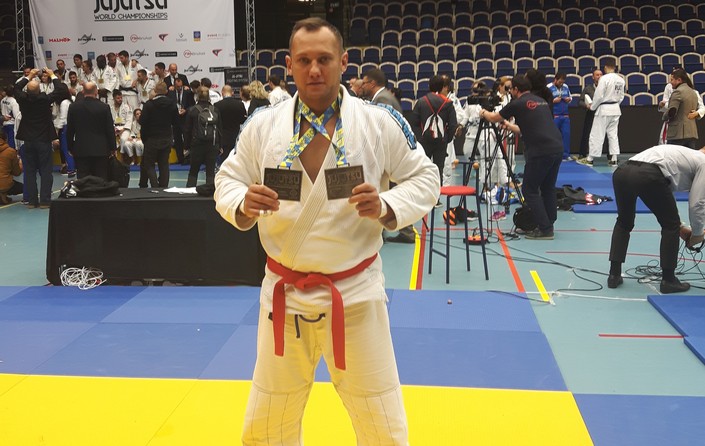 Arnold Ratajski wicemistrzem świata w Ju Jitsu - zdjęcie