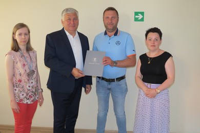Popisano umowę na skanalizowanie części Roszkowa i części Zakrzewa